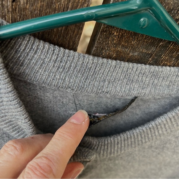 Snow Lotus Vintage Cashmere Button Cardigan In Gray Sz 40 /M/L - Picture 10 of 14